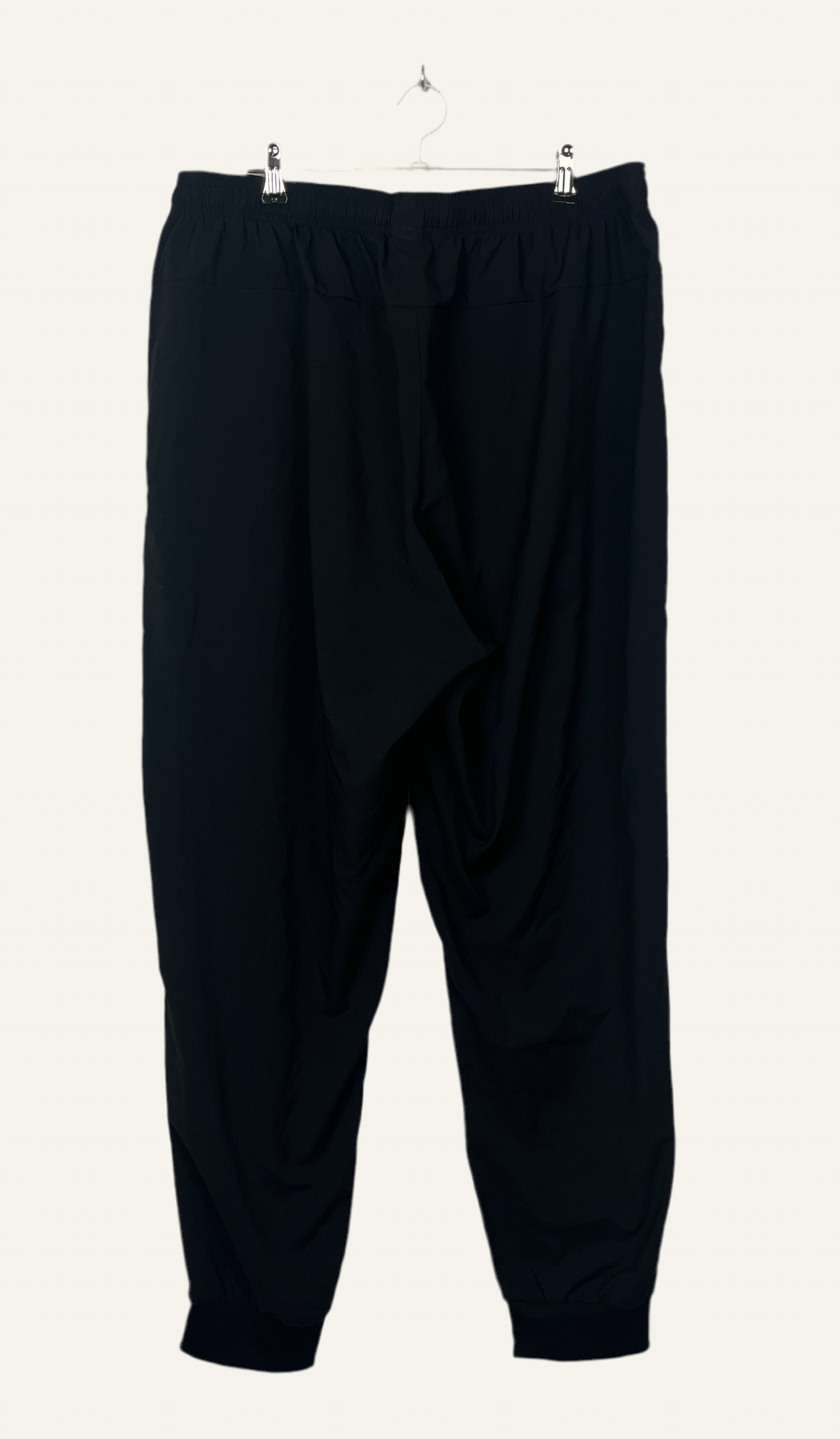 Trackpants